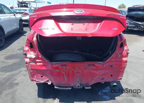 2018 Toyota Corolla Se z USA, uszkodzony, nr VIN 5YFBURHE7JP804532